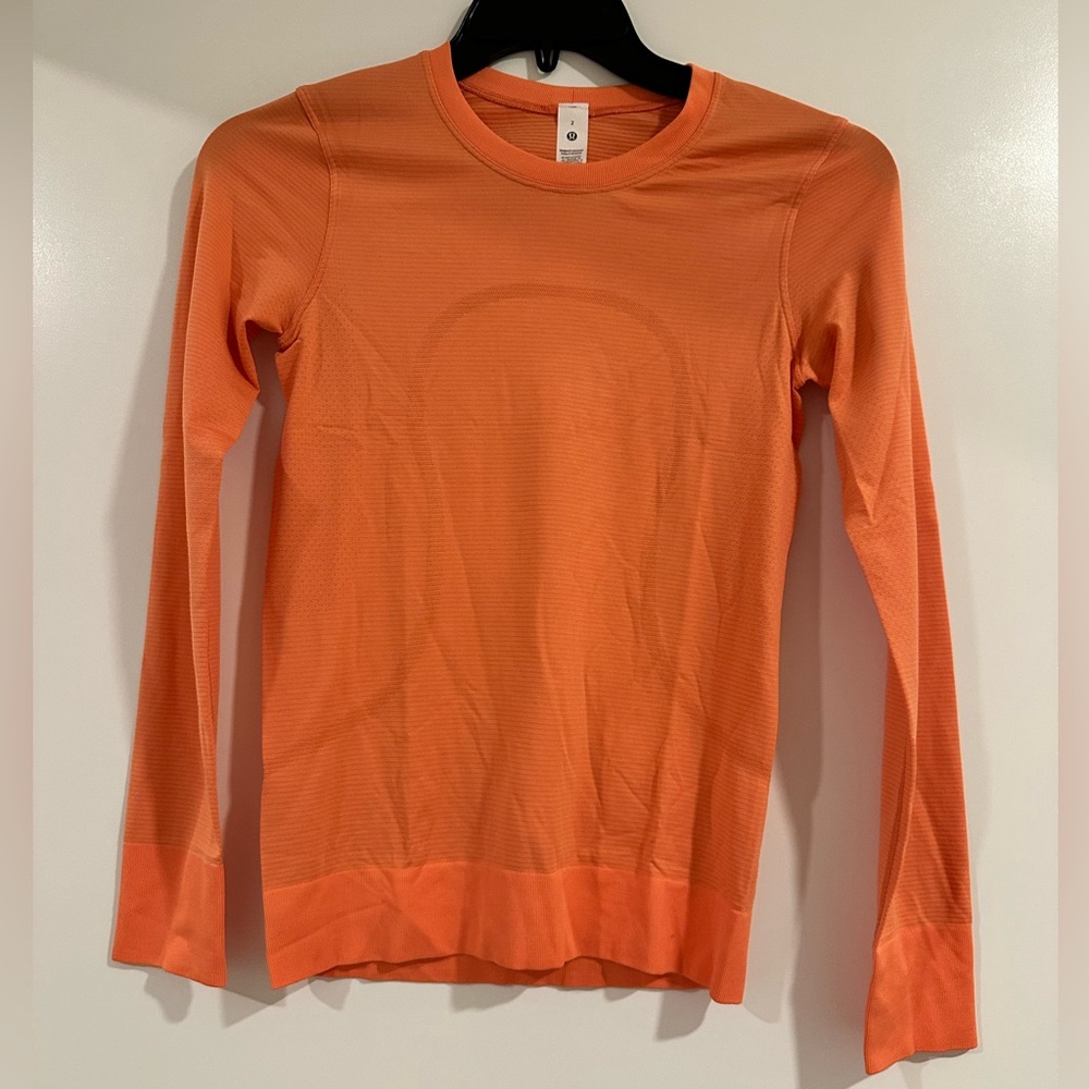 Lululemon relaxed long sleeve